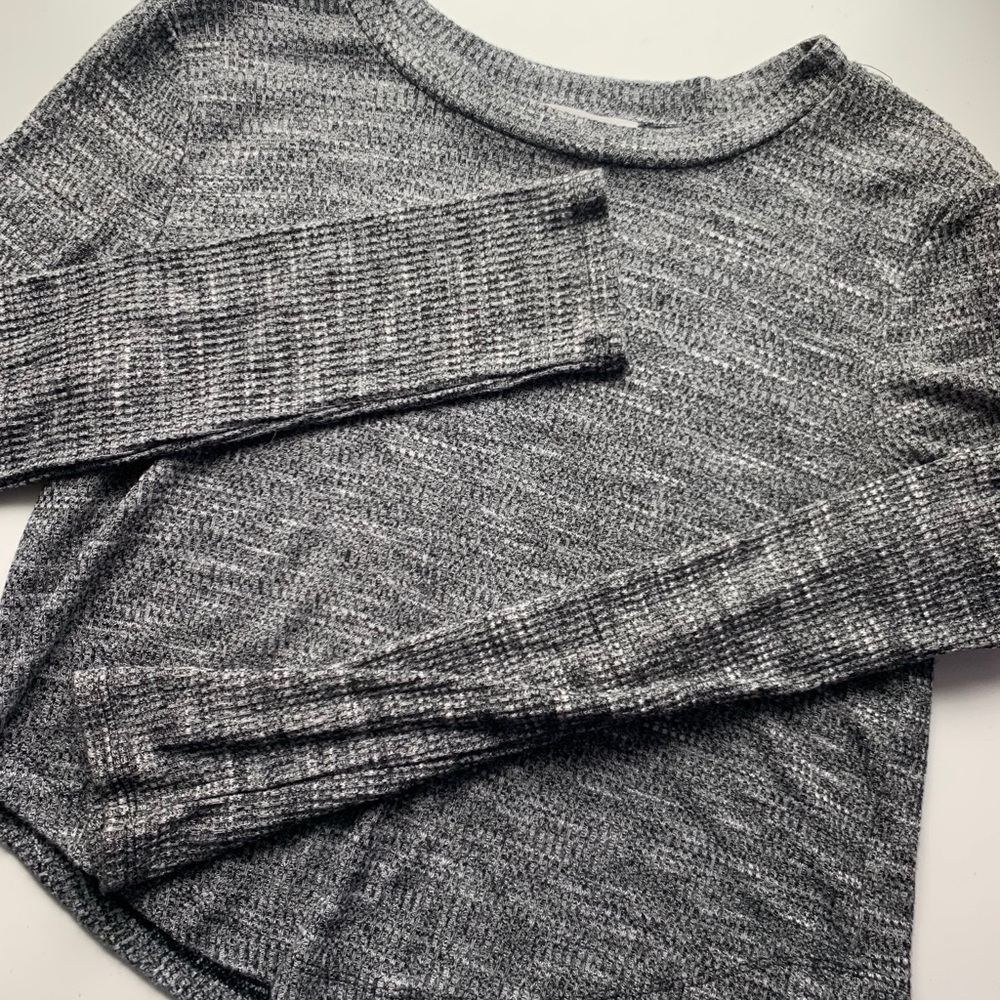 Gray Lightweight Knit Cropped Sweater